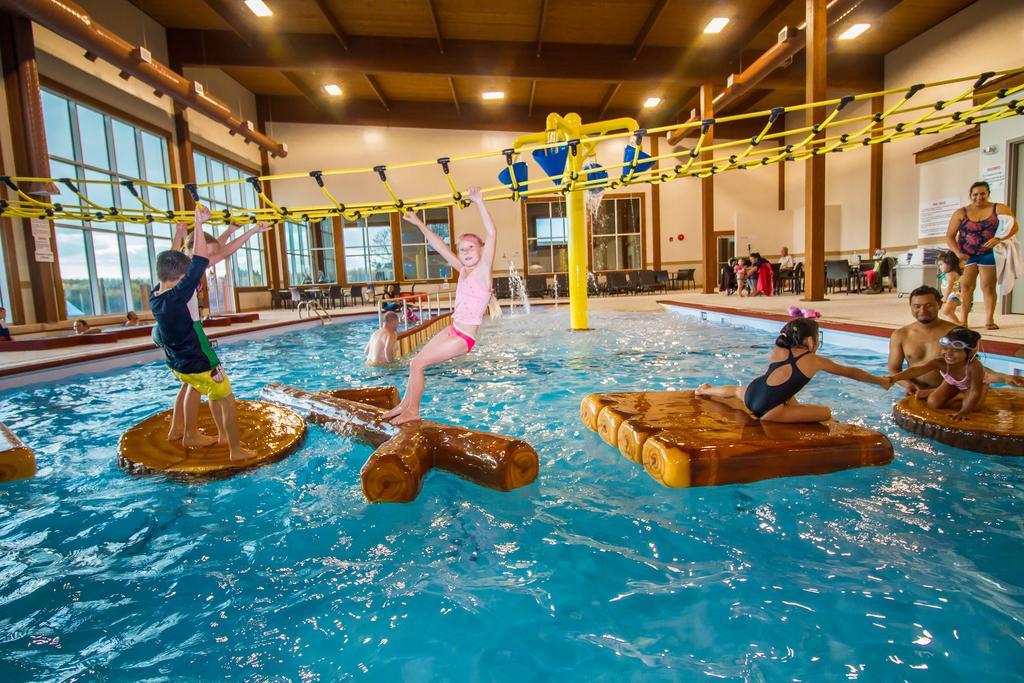 Elkhorn Resort, Spa, And Conference Centre Wasagaming Exteriér fotografie