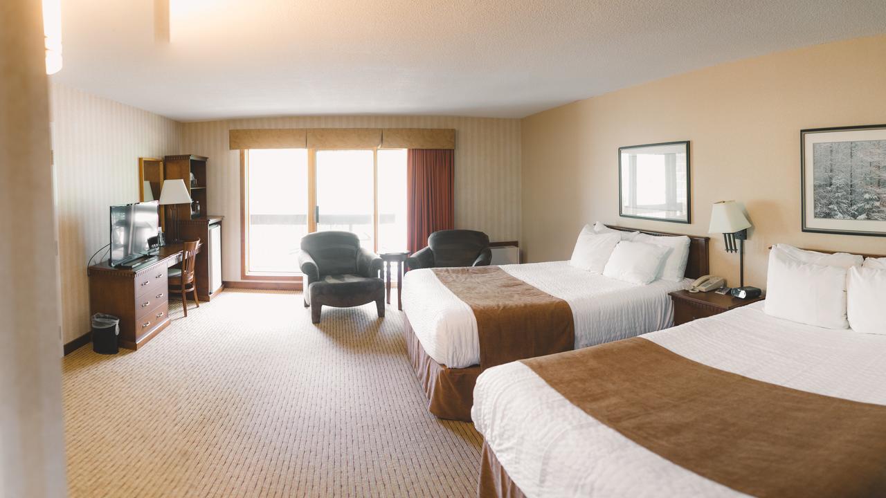 Elkhorn Resort, Spa, And Conference Centre Wasagaming Exteriér fotografie