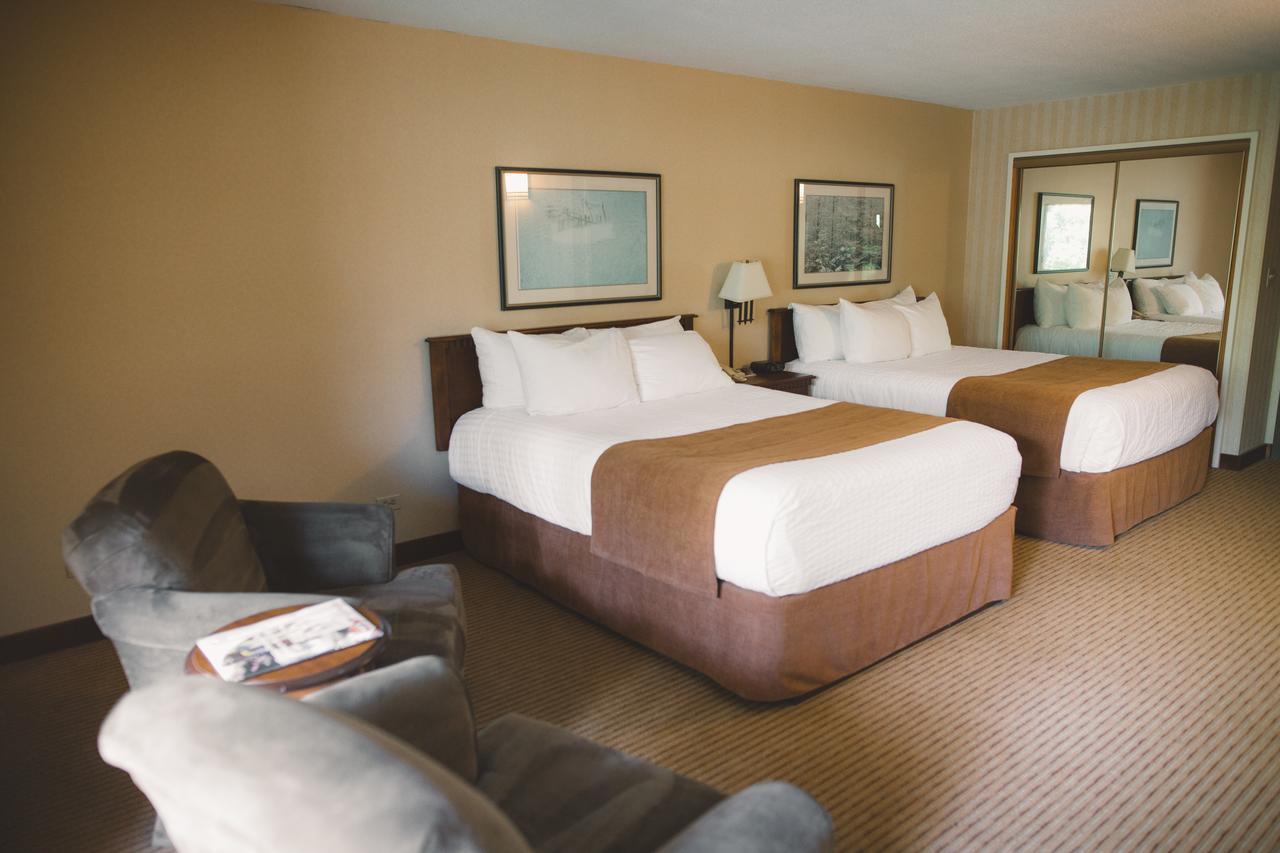 Elkhorn Resort, Spa, And Conference Centre Wasagaming Exteriér fotografie