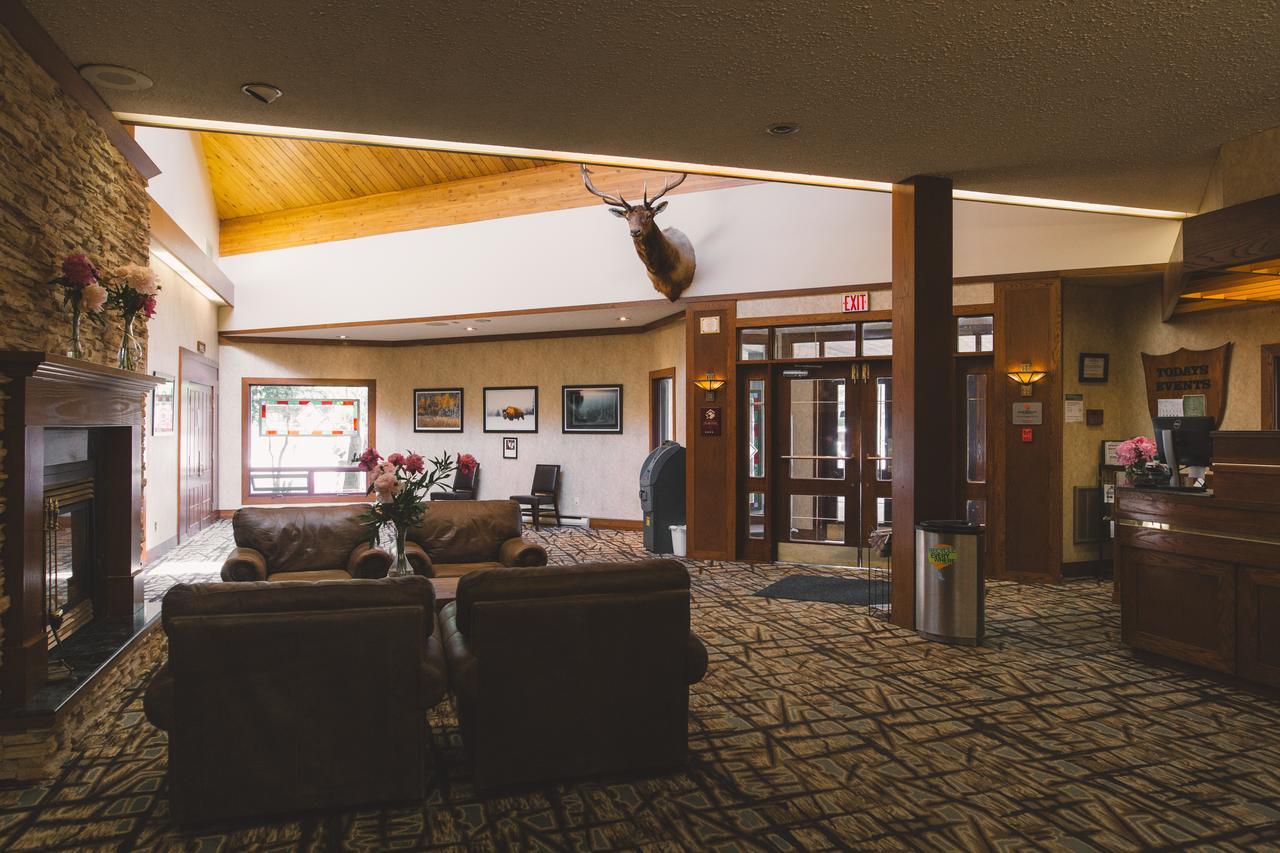 Elkhorn Resort, Spa, And Conference Centre Wasagaming Exteriér fotografie