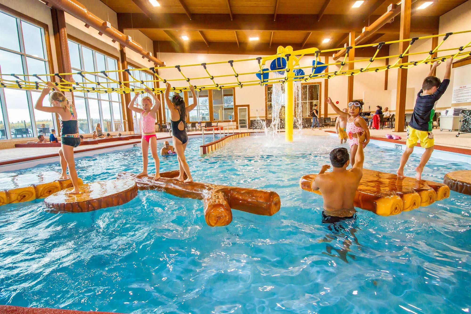 Elkhorn Resort, Spa, And Conference Centre Wasagaming Exteriér fotografie