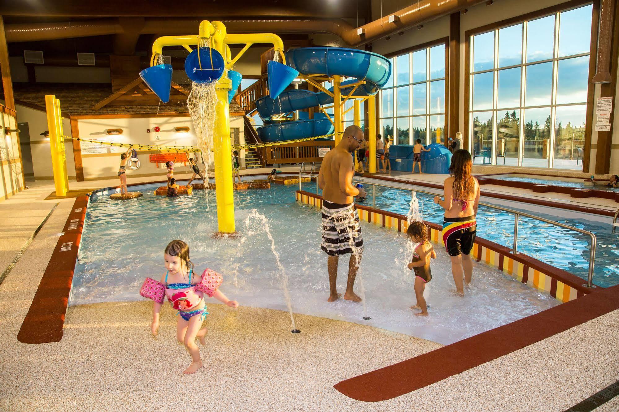 Elkhorn Resort, Spa, And Conference Centre Wasagaming Exteriér fotografie