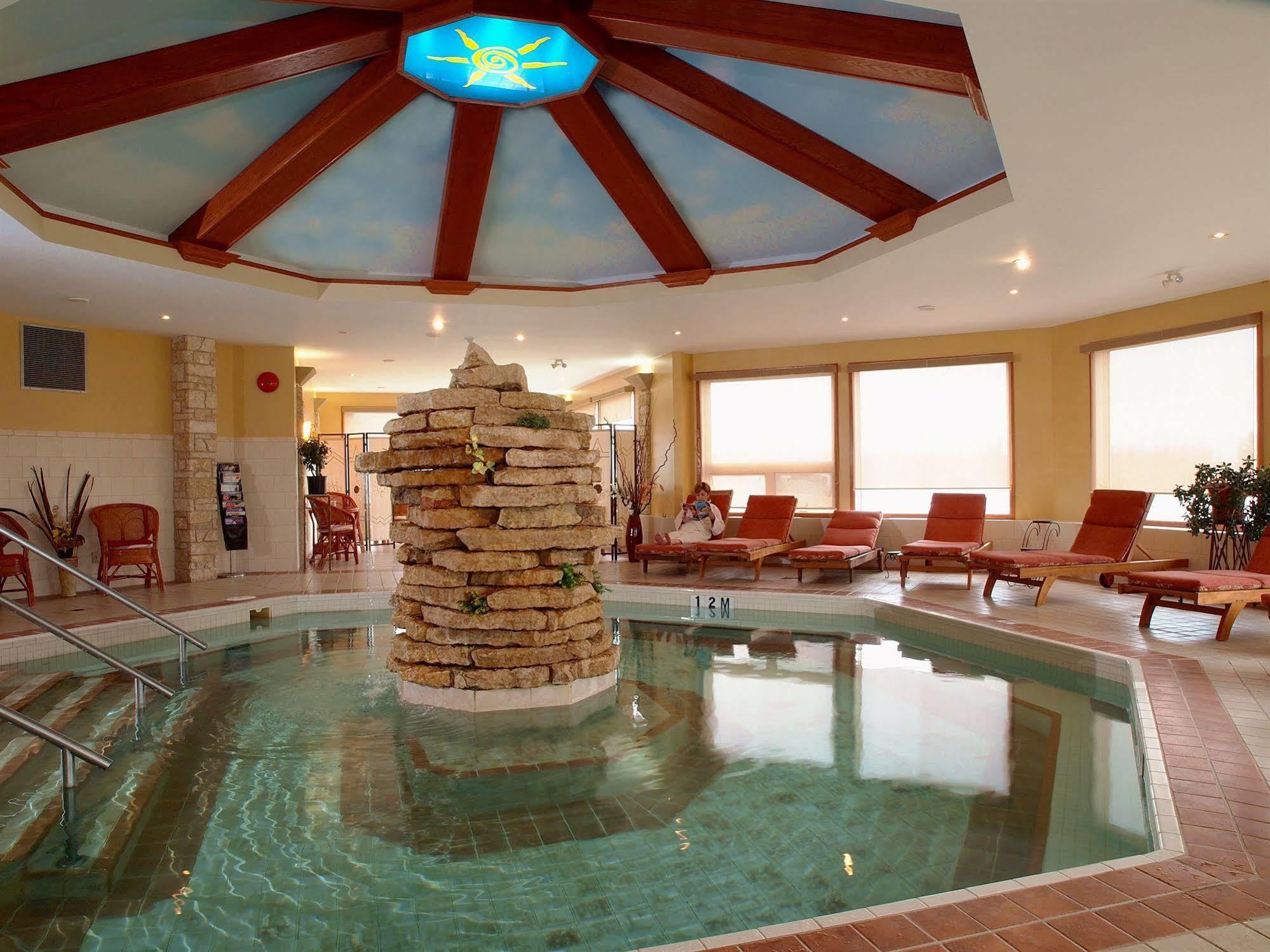 Elkhorn Resort, Spa, And Conference Centre Wasagaming Exteriér fotografie